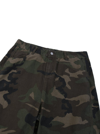 Men’s Camo Barrel Leg Cargo Pants