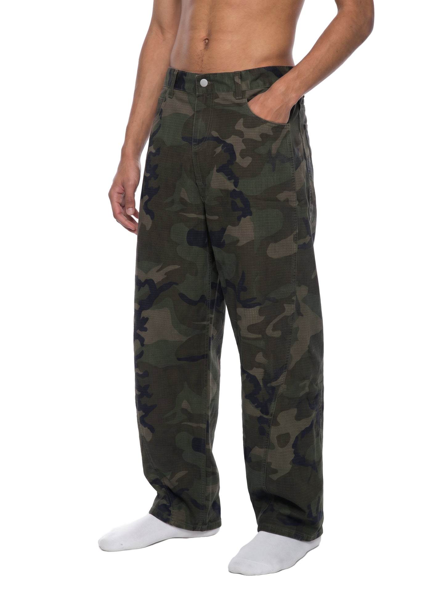 Men’s Camo Barrel Leg Cargo Pants